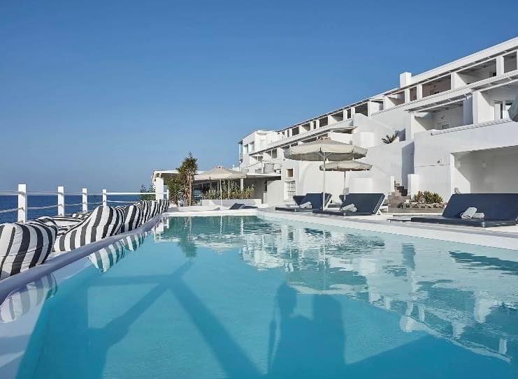 October 4* Santorini Greece Spa Resort Getaway - Image 1