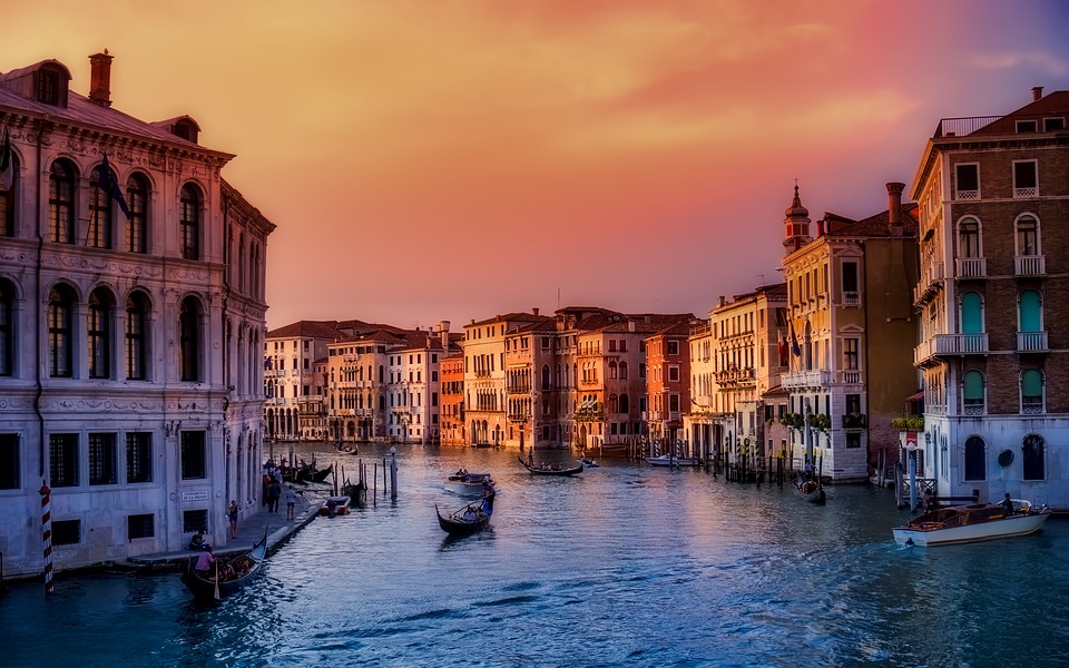 Christmas Gift Idea: Venice Italy Short Break - Image 1