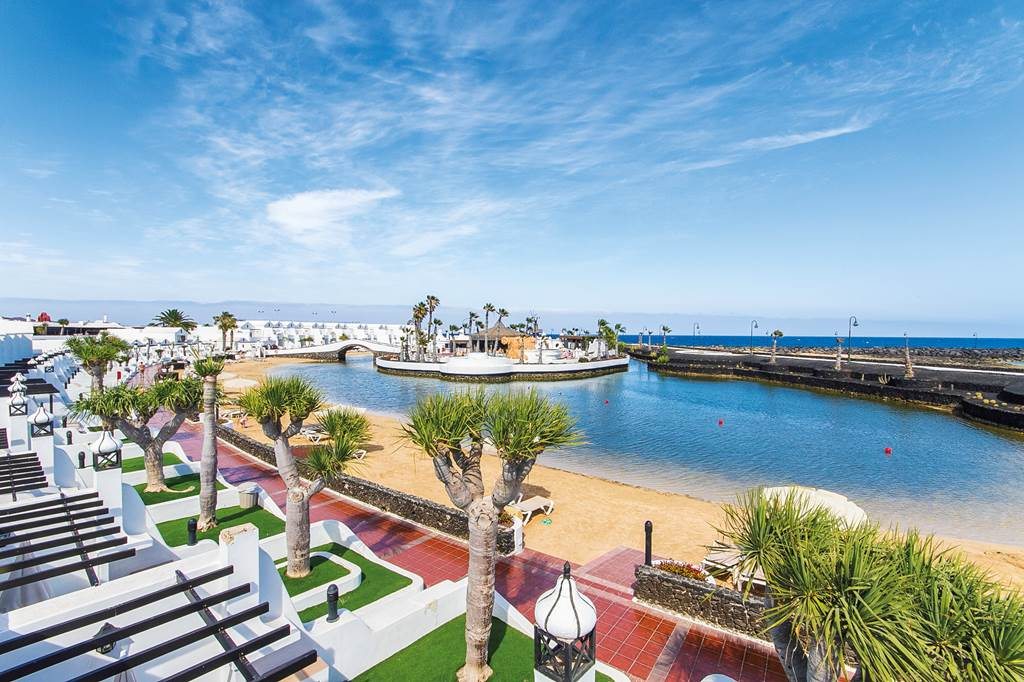LAST MIN 4* Lanzarote Family Fave Offer - Image 1
