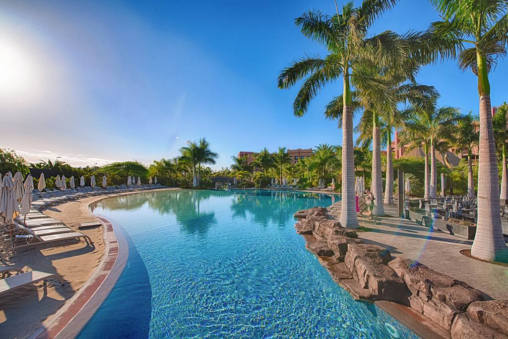 Gran Canaria Swim Up Room Luxury - Image 3
