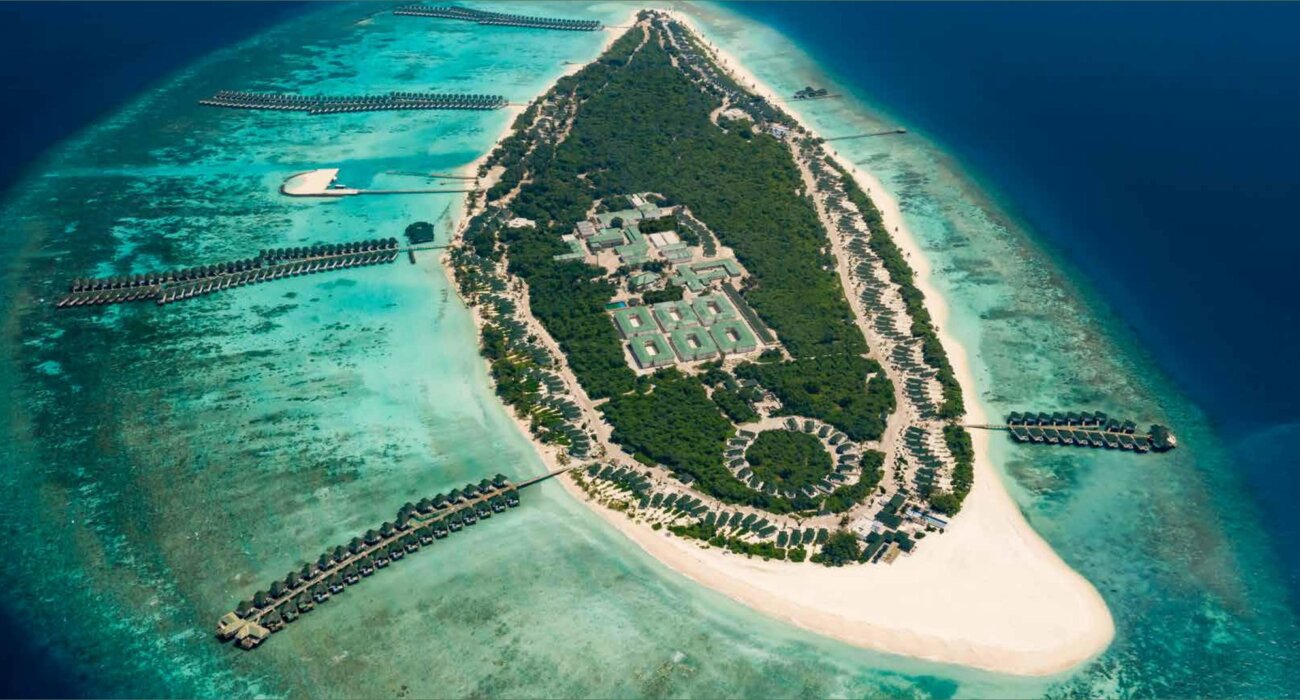 Luxury Beach Break in the Maldives - Image 1