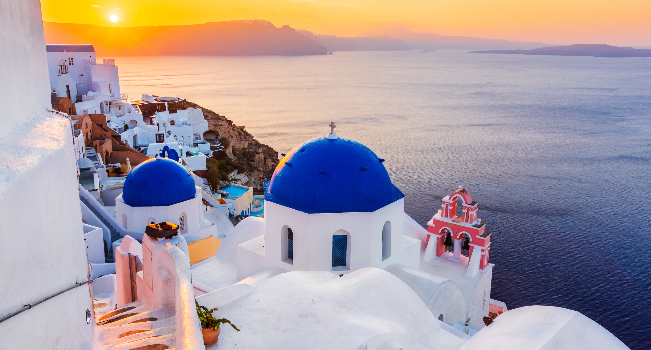Explore Greece – Mykonos + Santorini Duo - Image 3