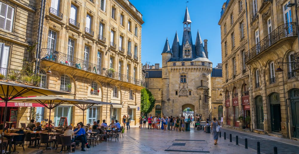 Stunning Summer Bordeaux France City Break - Image 2