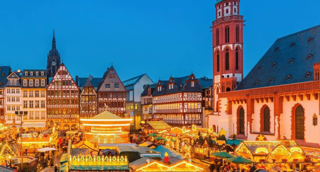 LAST MIN Visit the Frankfurt Christmas Markets - Image 1
