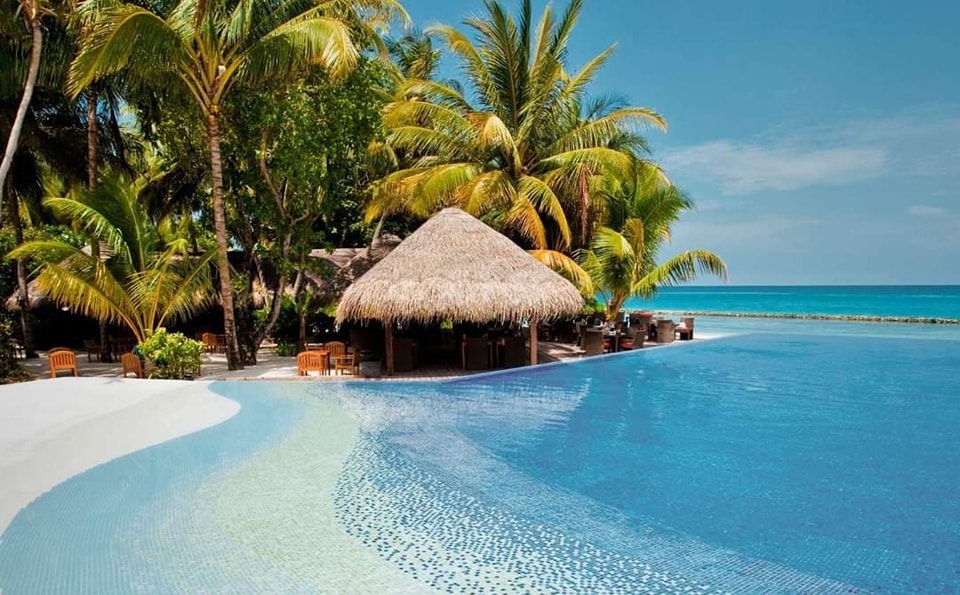 Summer Luxury Dream Hols in the Maldives - Image 3