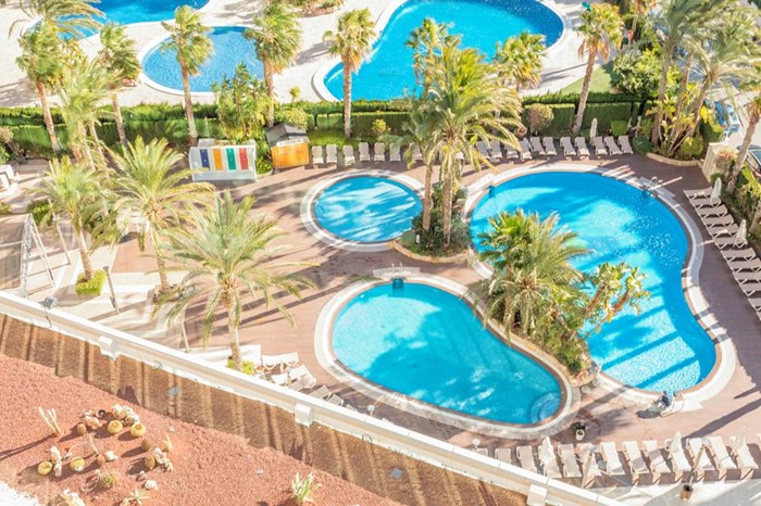 Calpe 4* Luxury Family of 4 Summer Deal - Image 8