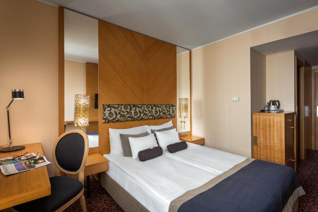 4* Budapest June DIRECT From Belfast - Image 2