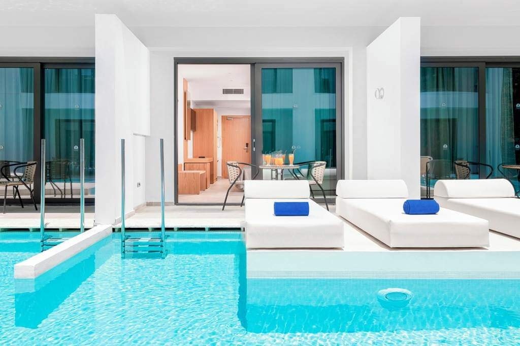 Rhodes Luxury Swim Up Pool Room Special - Image 1