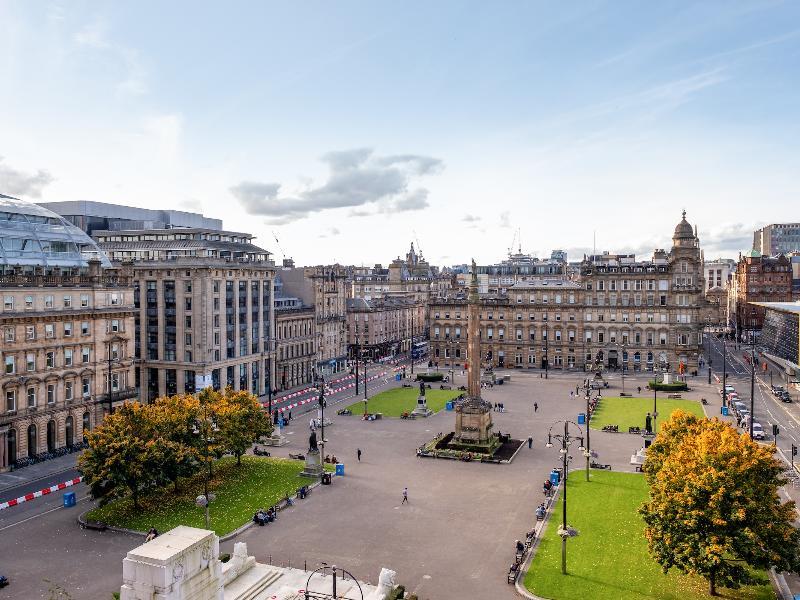 Glasgow Scotland Spring City Break - Image 1