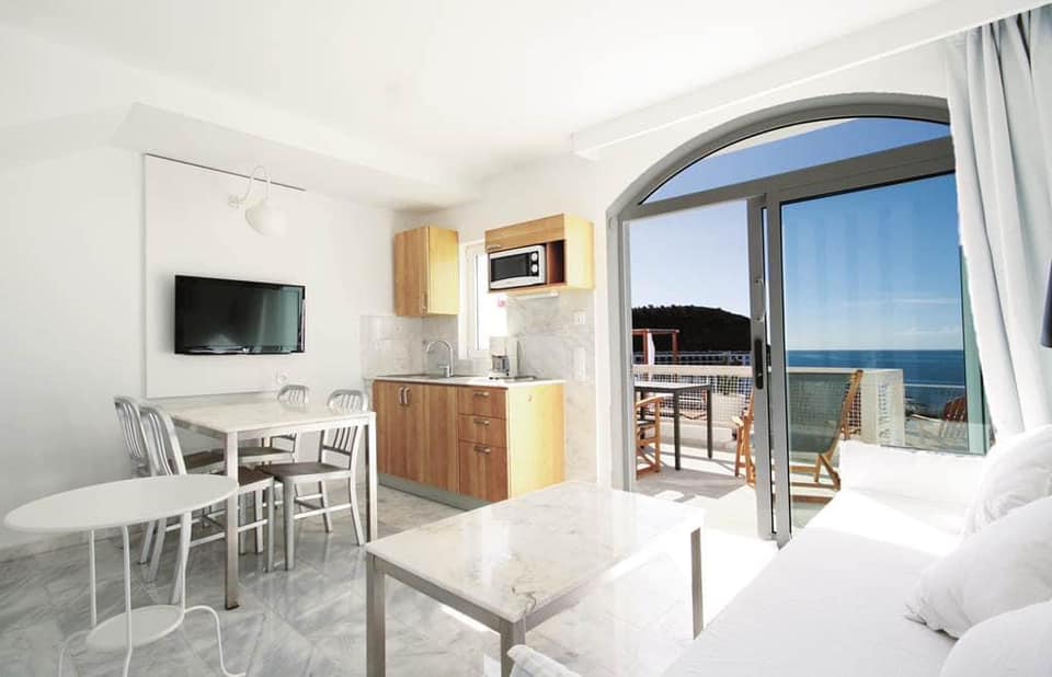 4* Adults Only Gran Canaria LUXE Summer Hols - Image 3