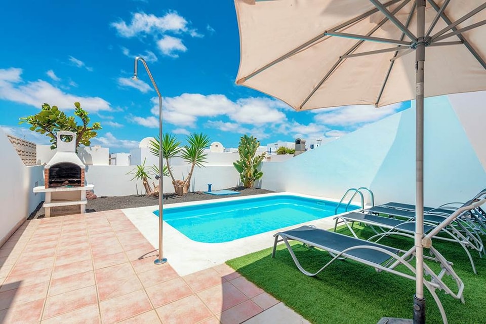 Lanzarote Summer Family Villa Private Pool - Image 2