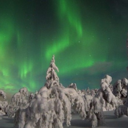ARCTIC CIRCLE HOLS IN SEARCH OF THE NORTHERN LIGHTS - Image 1
