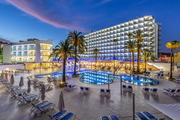 EARLY Summer Magaluf Party Break Offer - Image 1