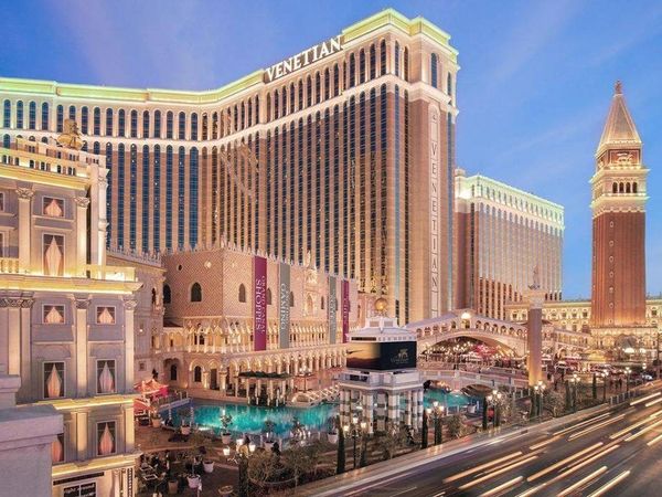 Venetian Resort Las Vegas 5* Late Year Offer - Image 1