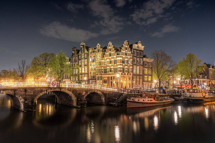 LAST MIN Amsterdam City Break Short Break - Image 1