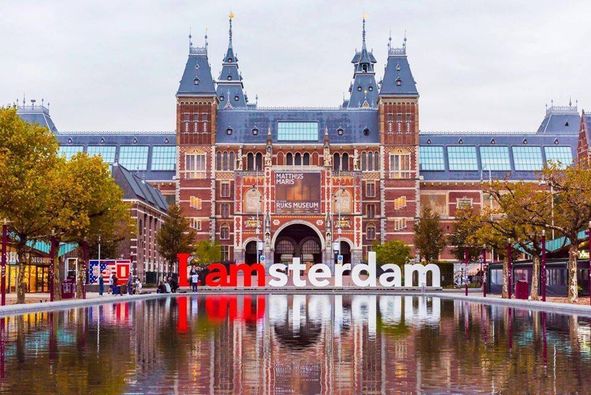 Amsterdam City Break Christmas Gift Offer - Image 1