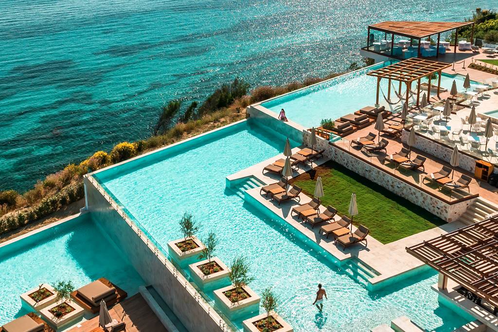 5* Luxury in Greece with Private Pool - Image 1