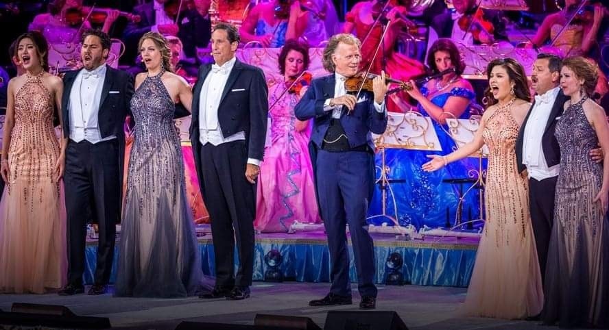 Andre Rieu The Waltz King LIVE – Full Tour - Image 1