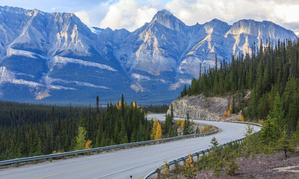 Western Canada Self Drive + Canadian Rockies - Image 1