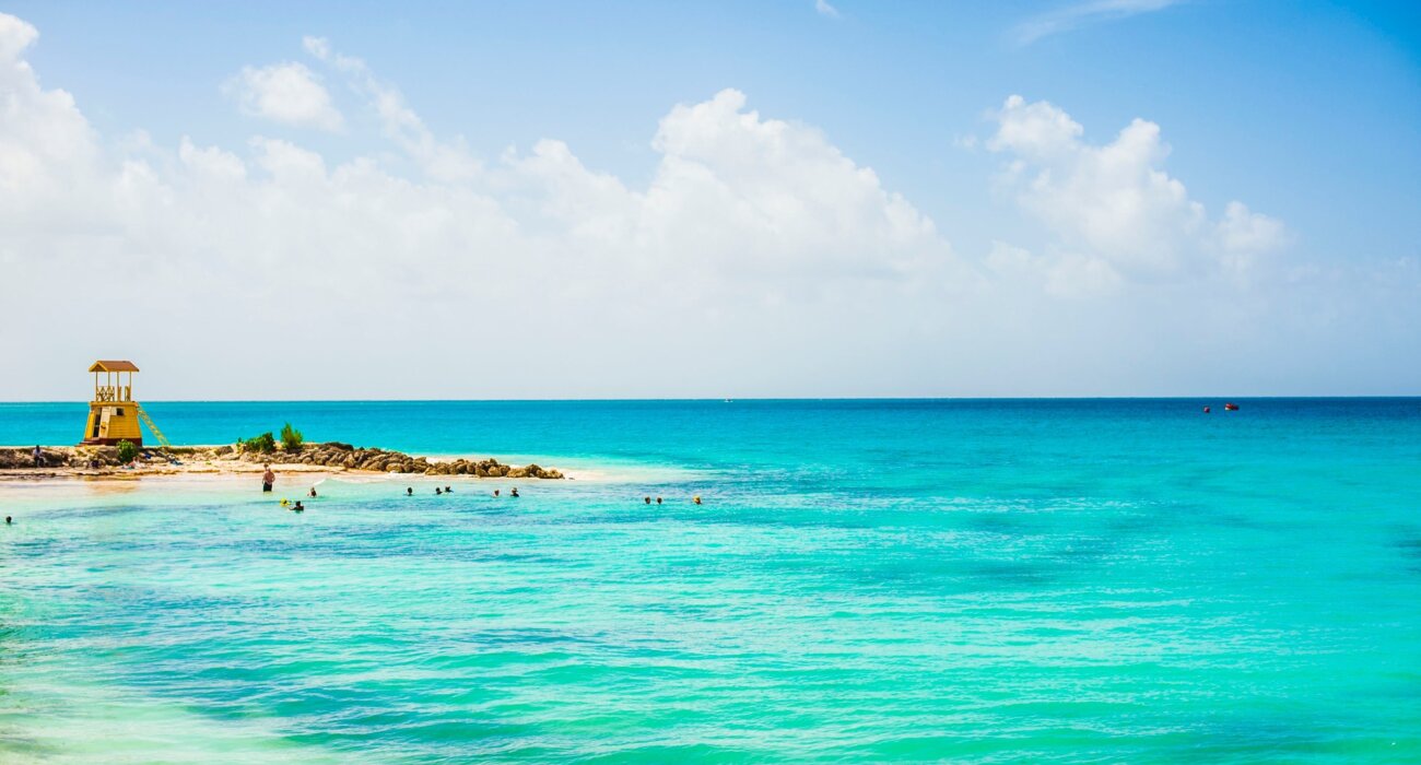 Mid April Caribbean Dreaming in Barbados - Image 1