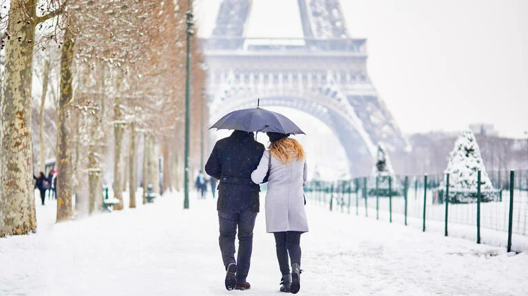 LUXURY ROMANTIC COUPLES PARIS GETAWAY - Image 1