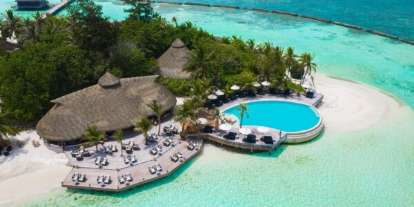 MALDIVES BEACH VILLA DREAM NINJA BREAK