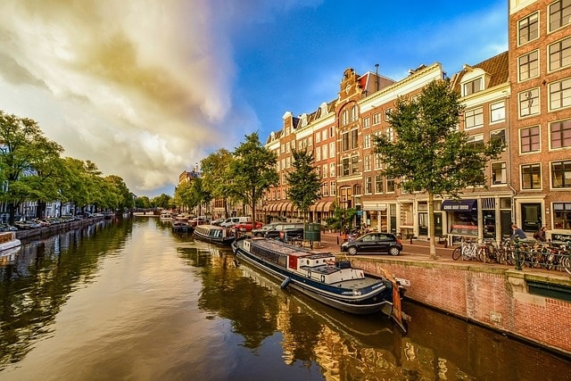 Amsterdam Autumn NInja City Break Offer - Image 1