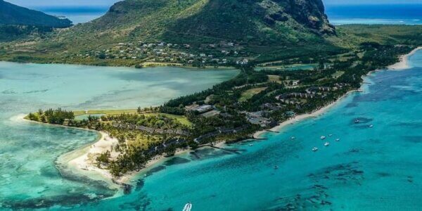 Beat the Winter Blues in STUNNING Mauritius