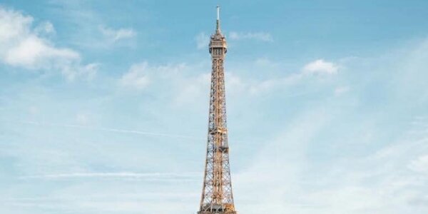 Paris France Valentines Weekend 2025