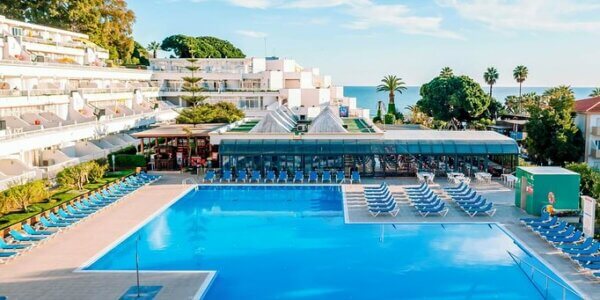 June Family Specials to Albufeira from City of Derry
