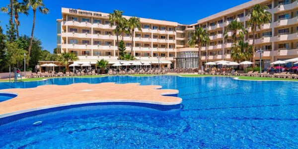 Late Summer 4* Special to Cambrils Spain