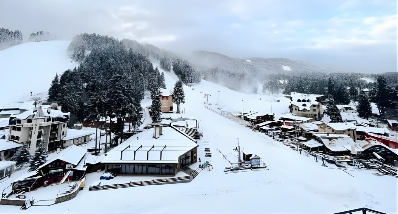 Borovets Bulgaria 2027 Ski 4*Specials - Image 1