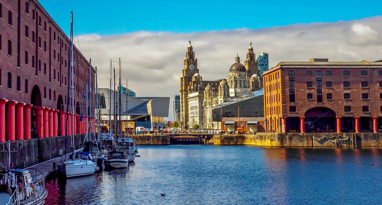 LIVERPOOL SUMMER UK CITY BREAK - Image 1