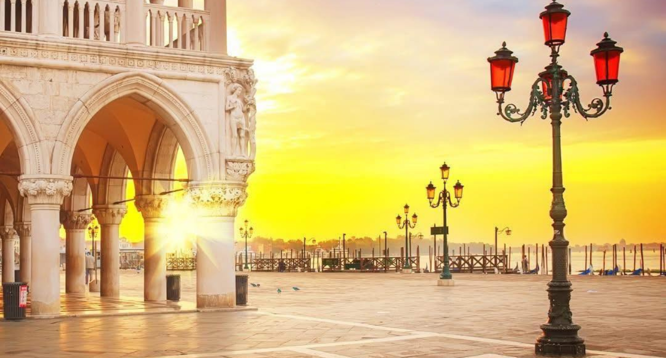 VENICE ITALY AUTUMN SHORT BREAK - Image 4