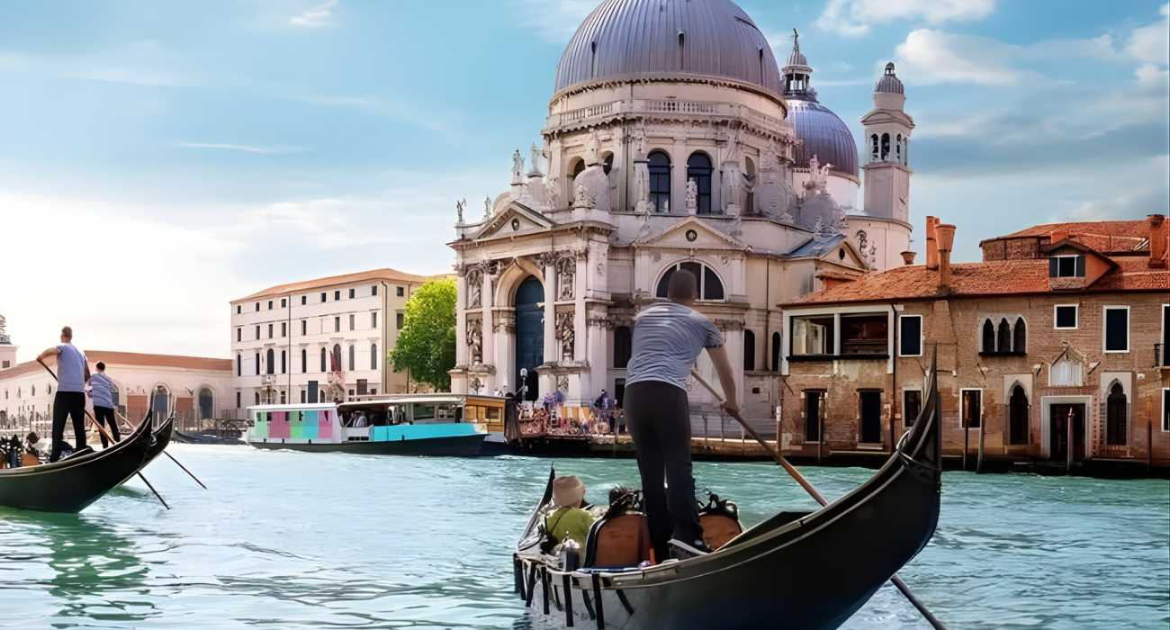 VENICE ITALY AUTUMN SHORT BREAK - Image 5