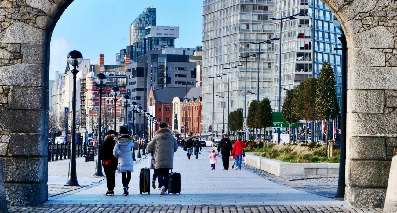 LIVERPOOL SUMMER UK CITY BREAK - Image 5