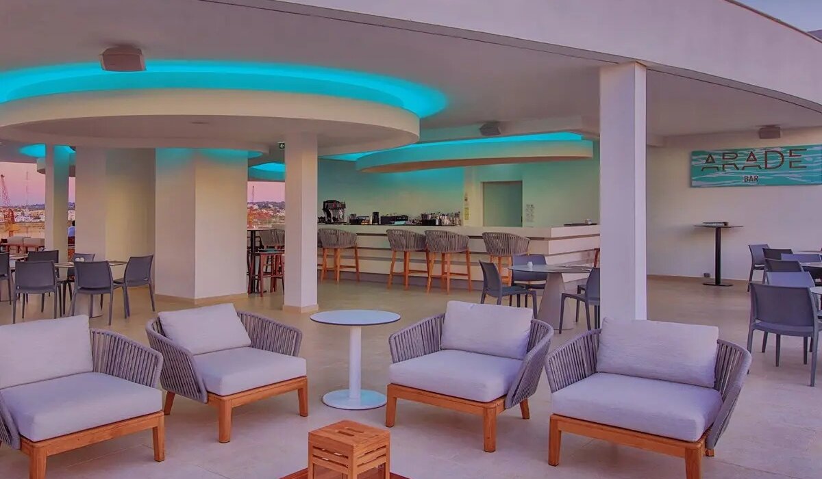 Algarve Portugal Early Spring Adults Only Bargain - Image 4