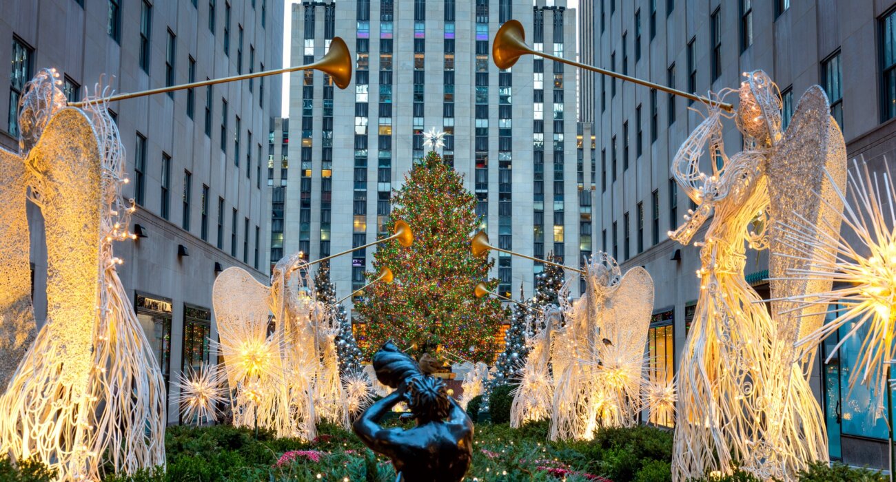 Experience the MAGIC of New York at Christmas - Image 3