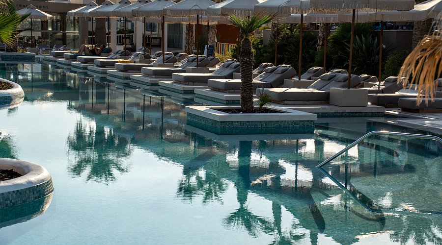 CRETE LUXE SWIM UP SUNSHINE BLISS - Image 1