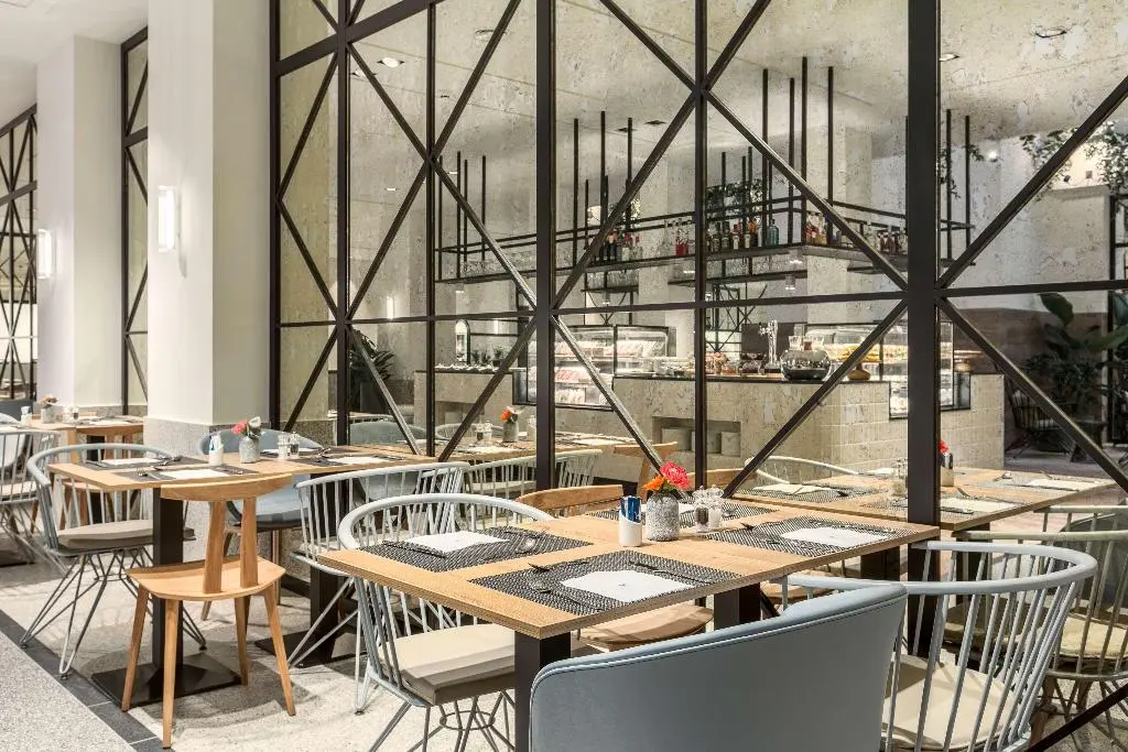 LAST MIN Amsterdam Weekend City Break - Image 5