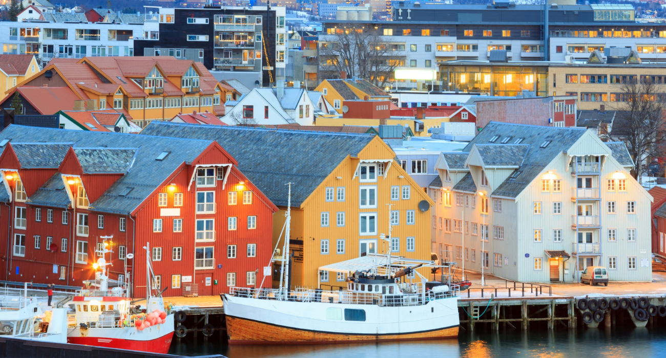TROMSØ, NORWAY LATE YEAR SHORT BREAK - Image 1