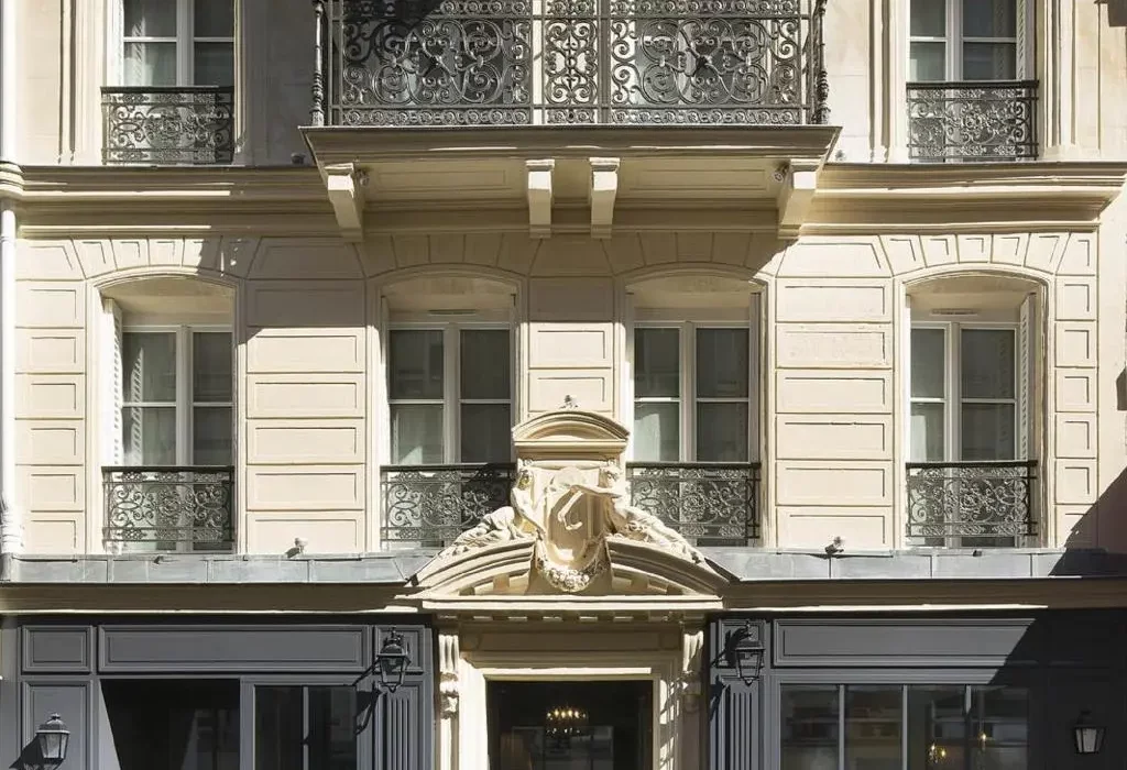 Paris France Spring Short Break Offer - Image 2