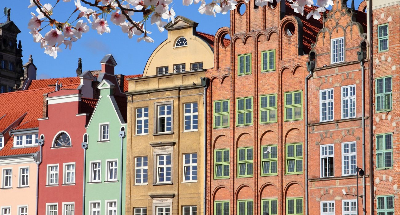 LAST MIN GDANSK POLAND SHORT BREAK - Image 3