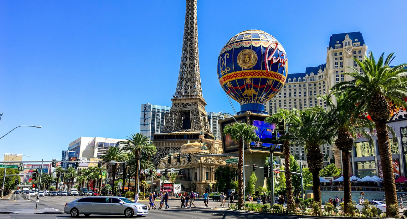 LAS VEGAS EARLY BOOKER 2027 OFFER - Image 3