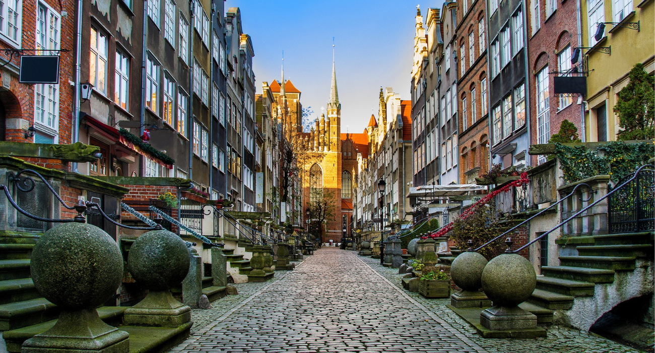 GDANSK POLAND SPRING SHORT BREAK - Image 3