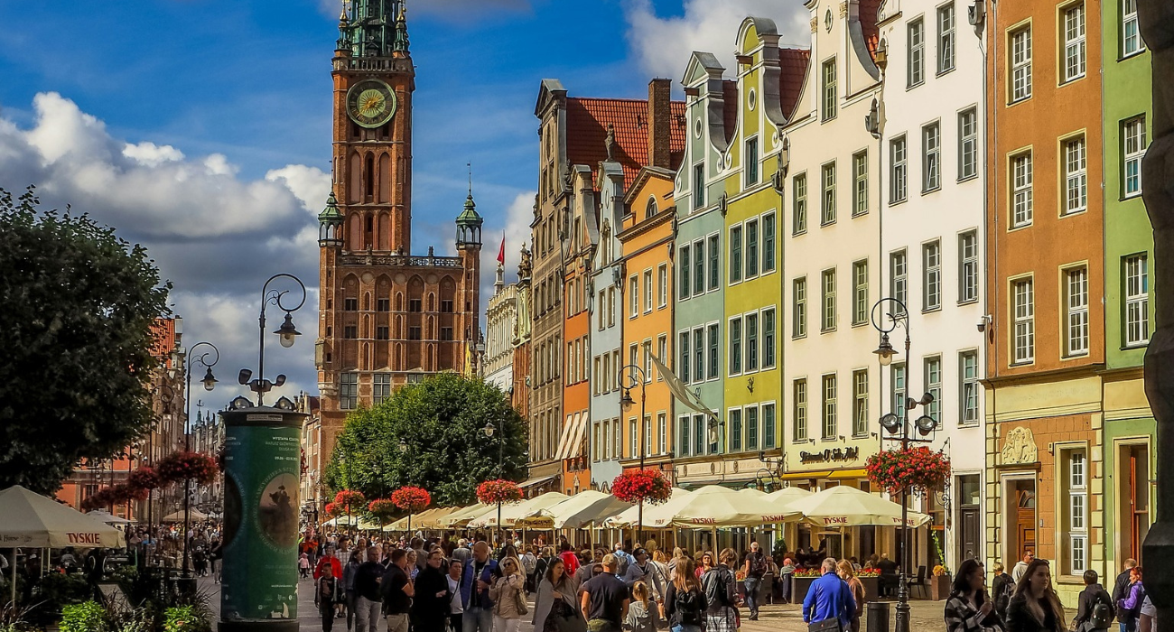 LAST MIN GDANSK POLAND SHORT BREAK - Image 4