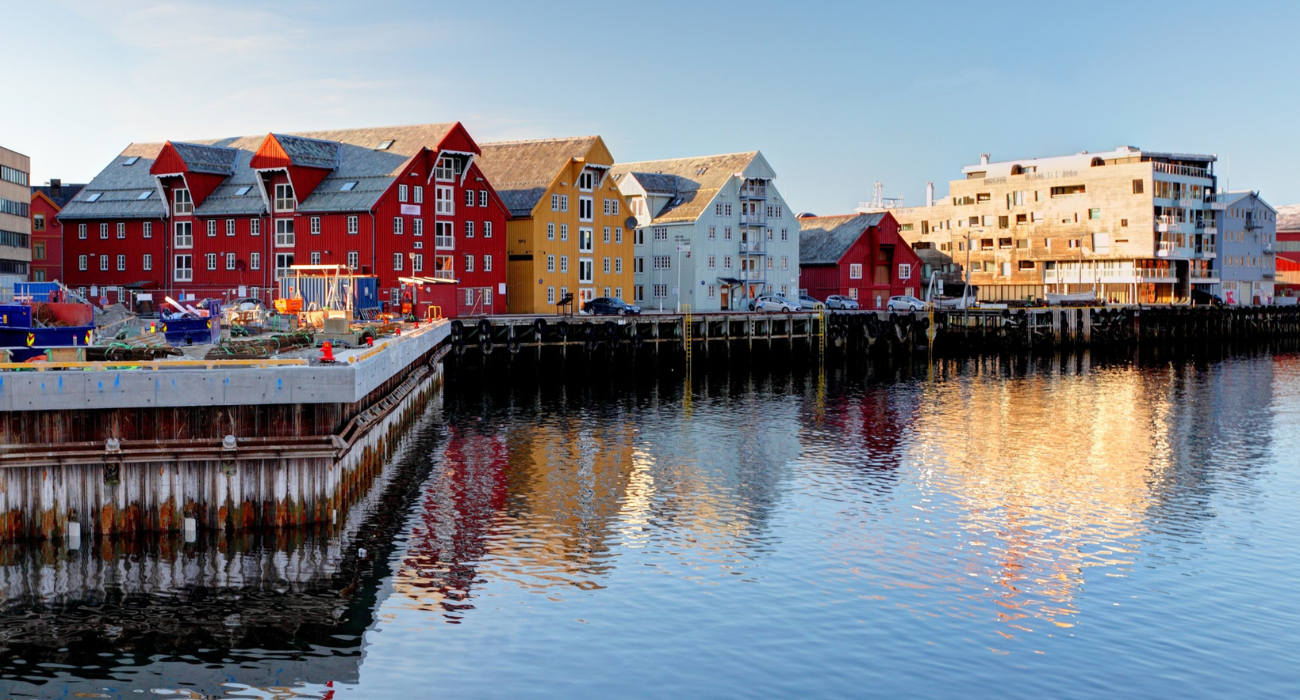 TROMSØ, NORWAY LATE YEAR SHORT BREAK - Image 4