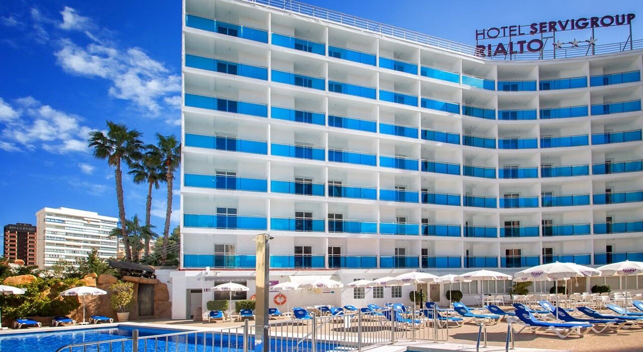 BENIDORM EARLY SPRING NINJA BARGAIN - Image 5