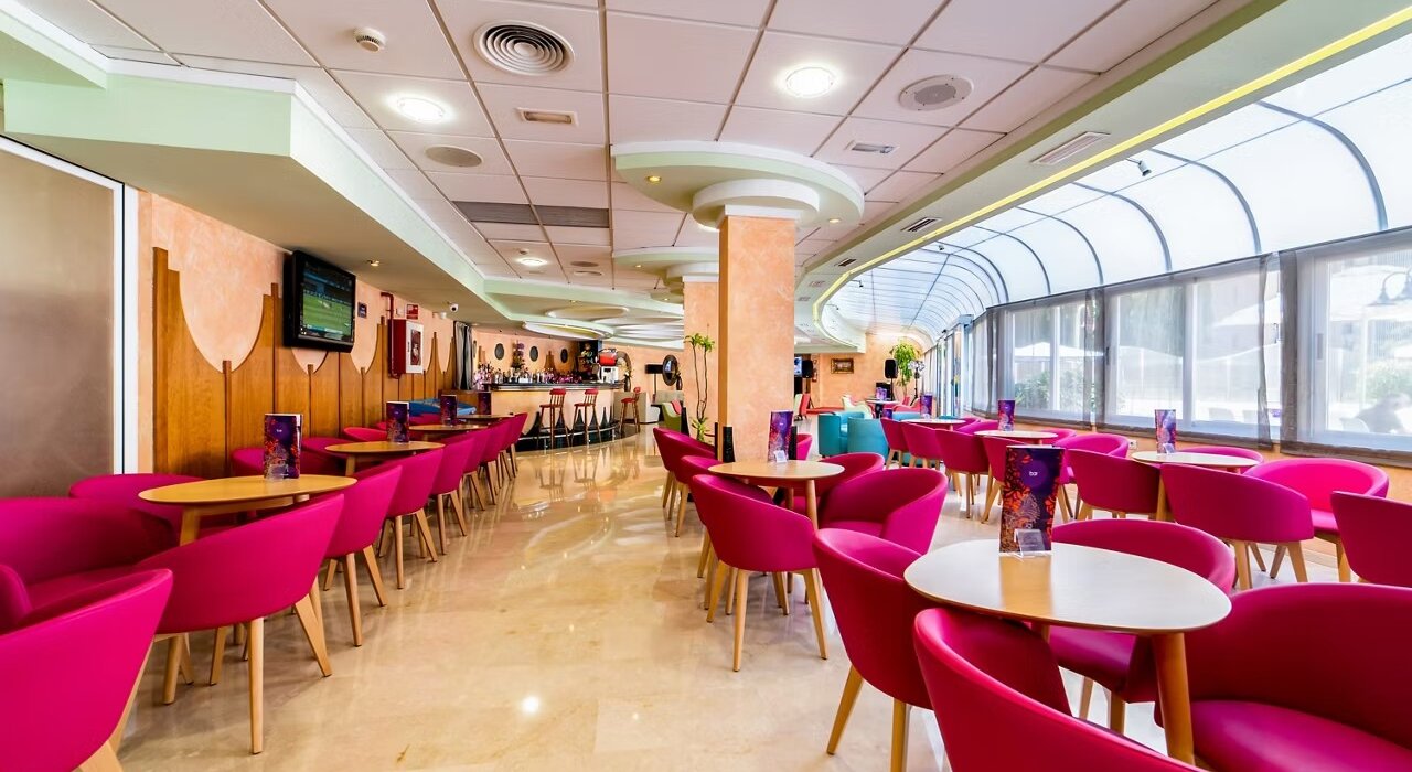 BENIDORM EARLY SPRING NINJA BARGAIN - Image 2