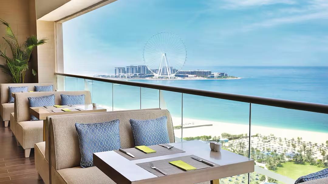 LUXURY SUMMER 5* DUBAI FAMILY DEAL - Image 1